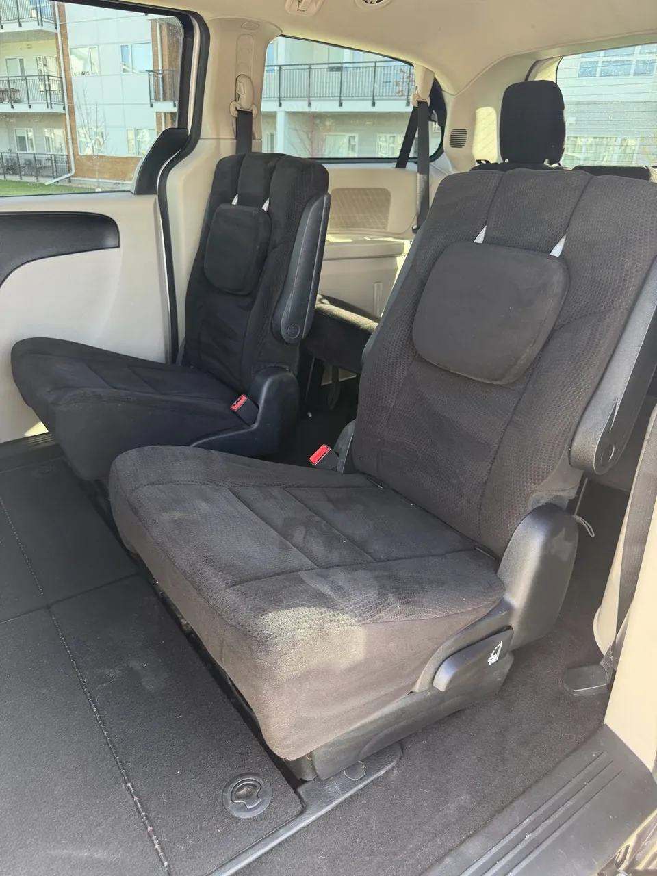 Dodge Caravan 2013 photo 5