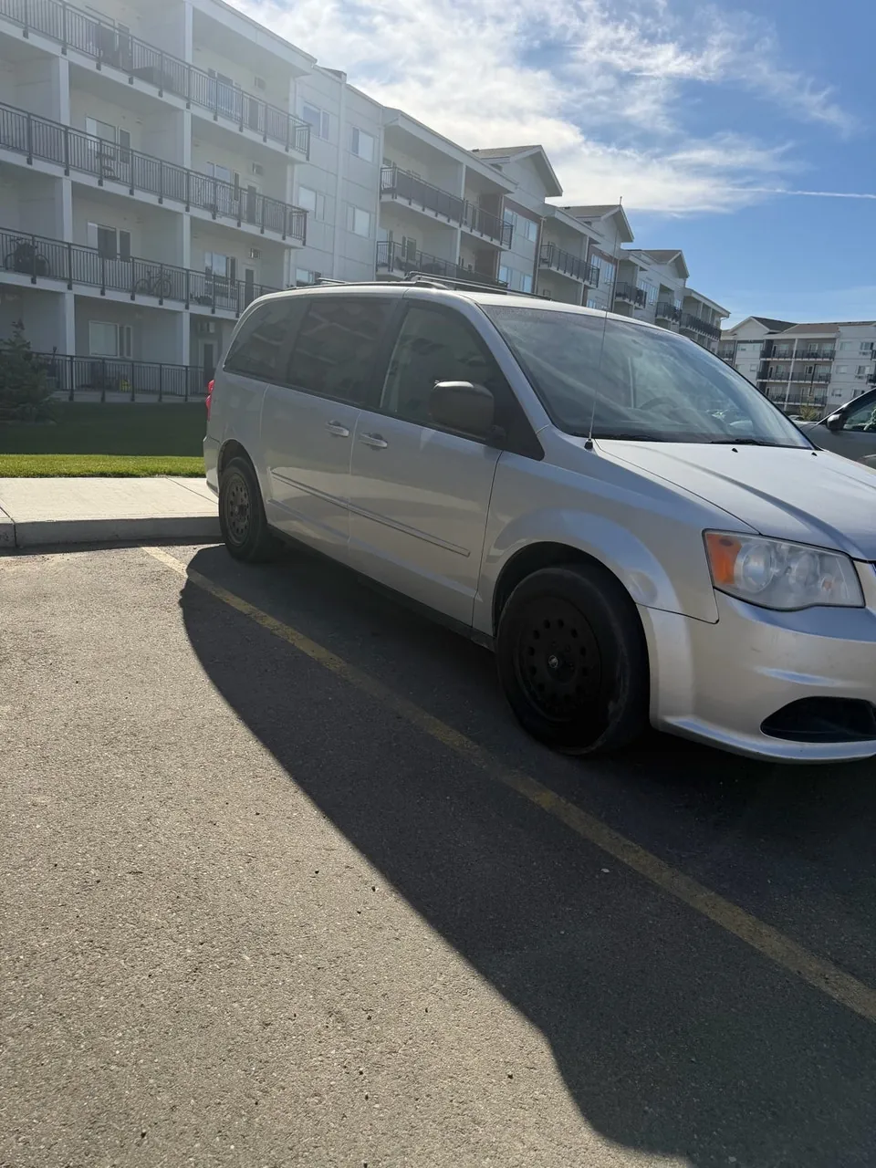 Dodge Caravan 2013 photo 3