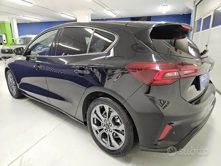 Ford Focus 2025 photo 4