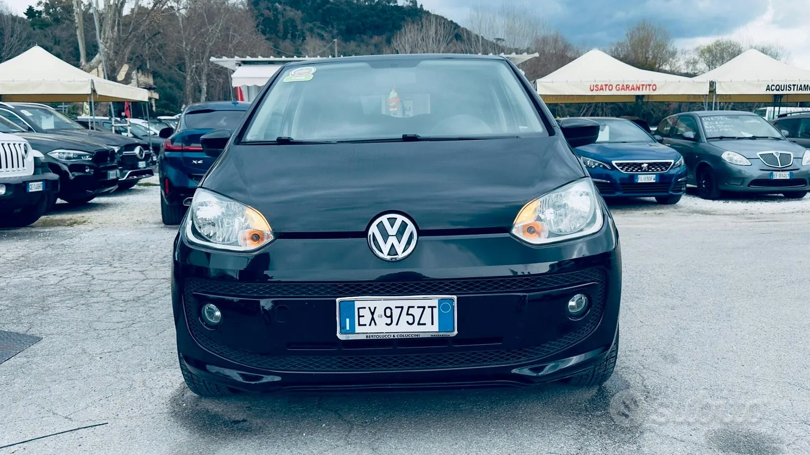 Volkswagen Up 2015 photo 3