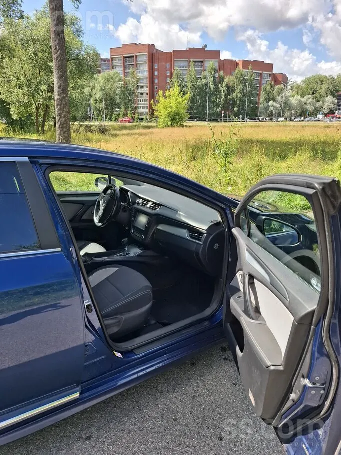 Toyota Avensis 2016 photo 4