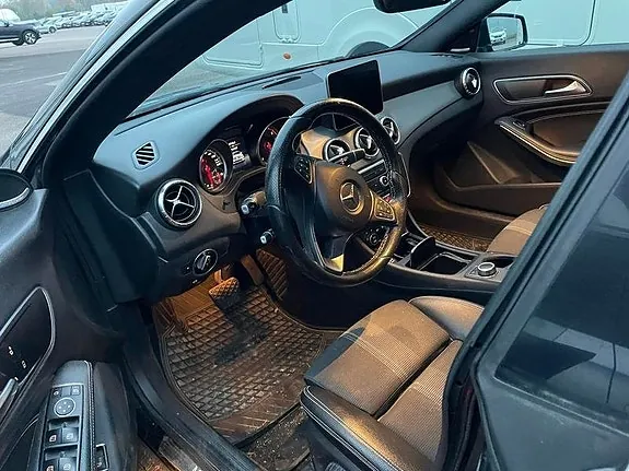 Mercedes-Benz Cla200 D 2018 photo 5