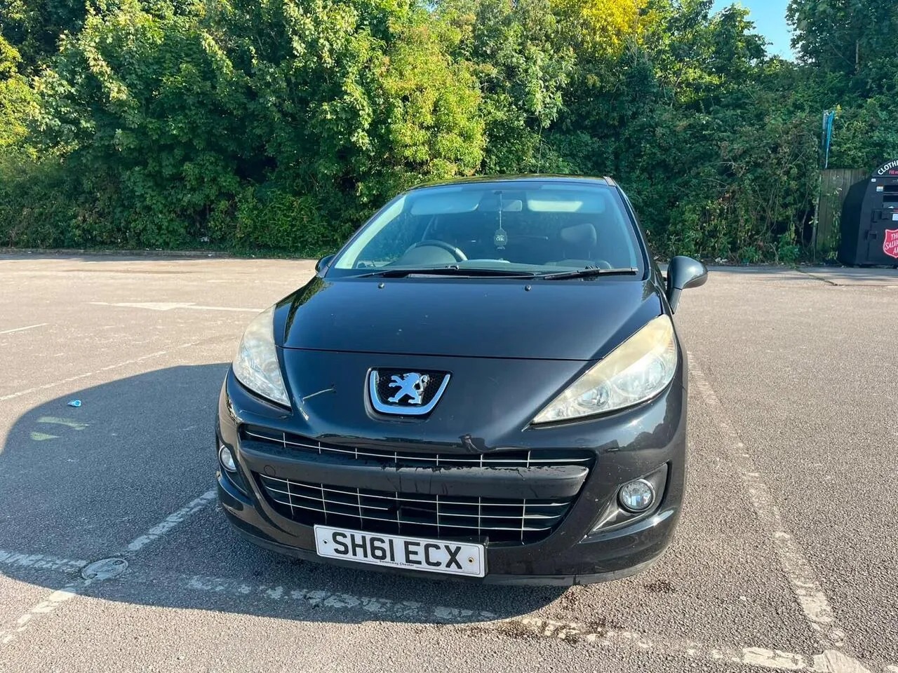 Peugeot 207 2011 photo 2