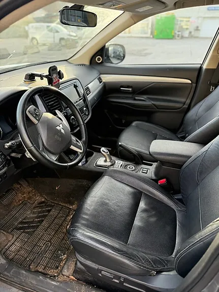 Mitsubishi Outlander 2014 photo 5