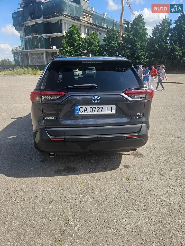 Toyota Rav4 2019 photo 5