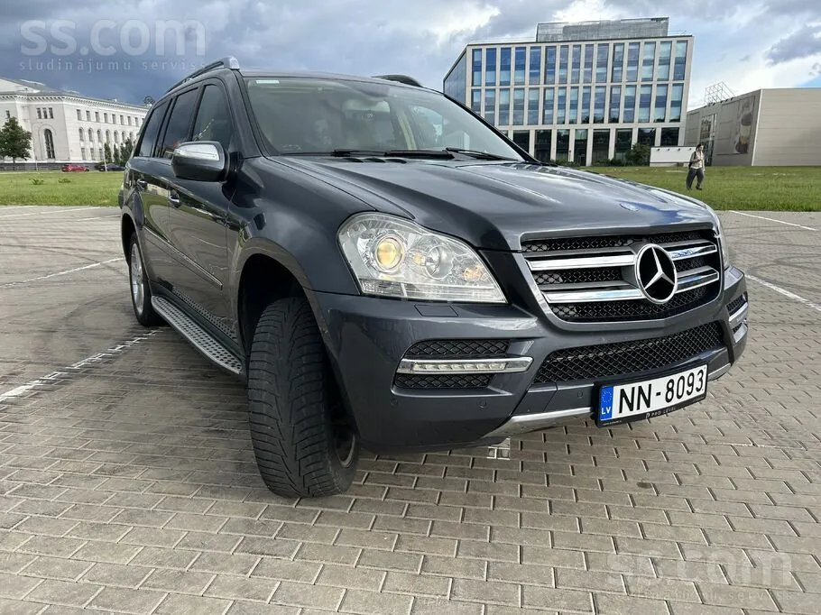 Mercedes-Benz Gl450 2010 photo 2