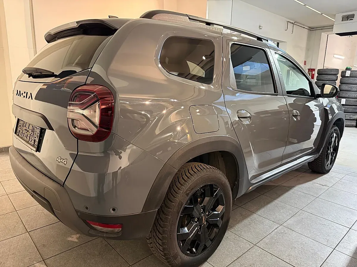 Dacia Duster 2023 photo 3
