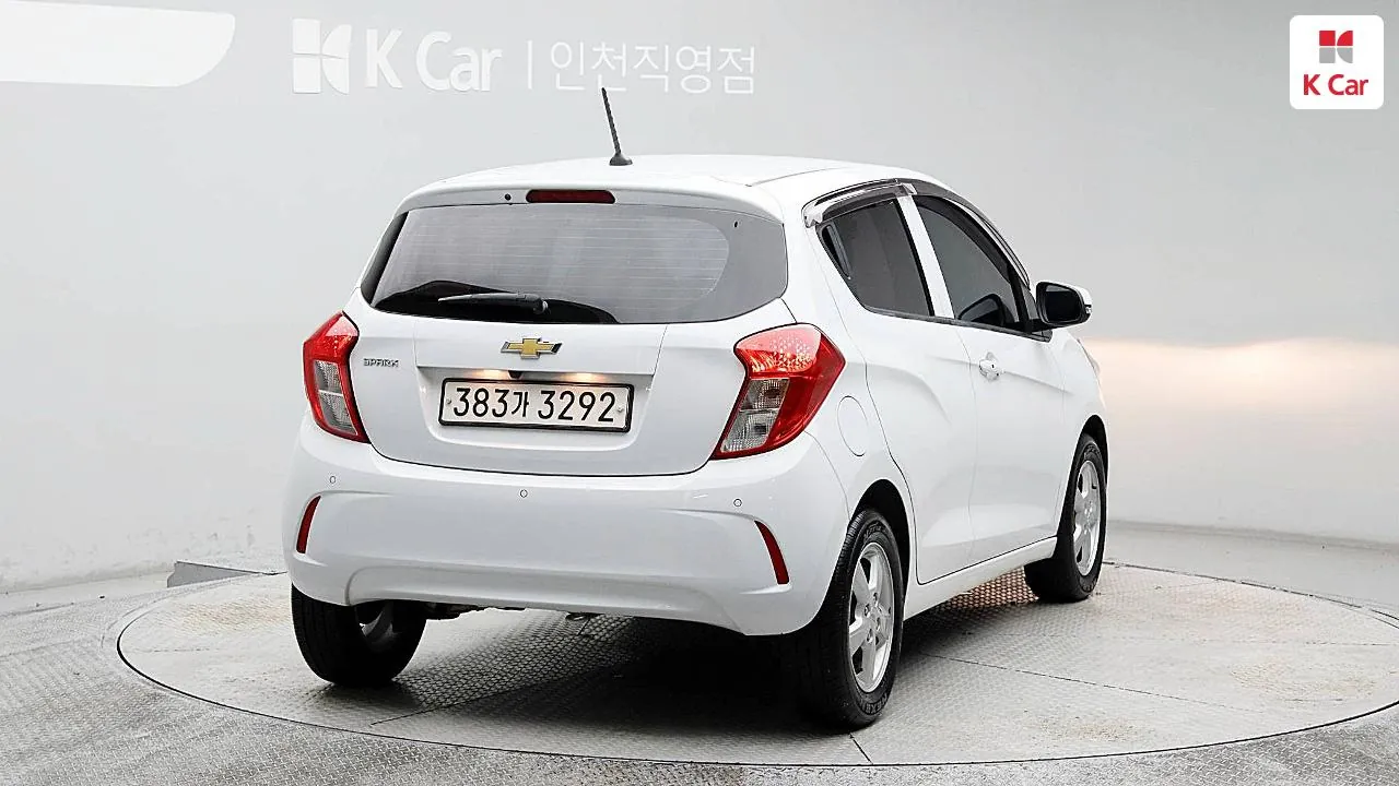 Chevrolet Spark 2019 photo 2