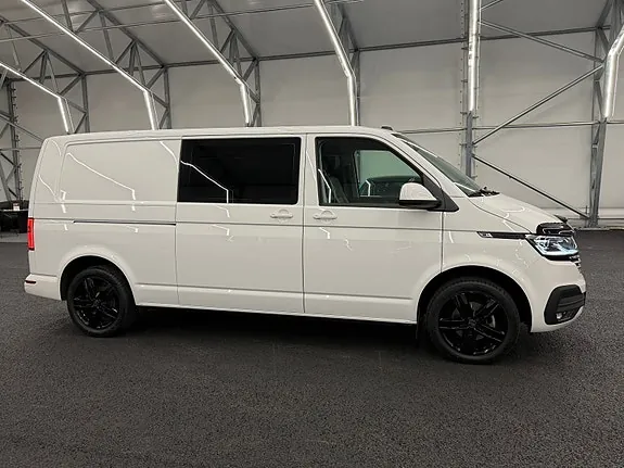 Volkswagen Transporter 2024 photo 3