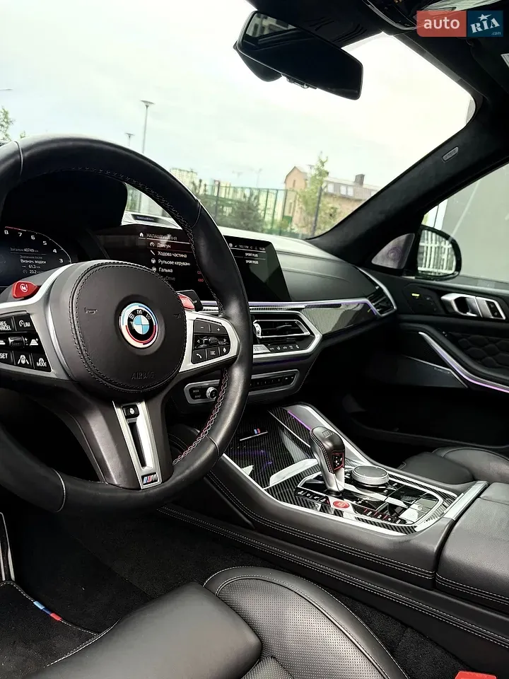 BMW X5 M 2022 photo 2