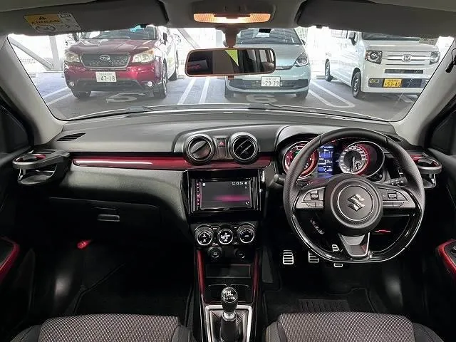 Suzuki Swift Sport 2021 photo 2