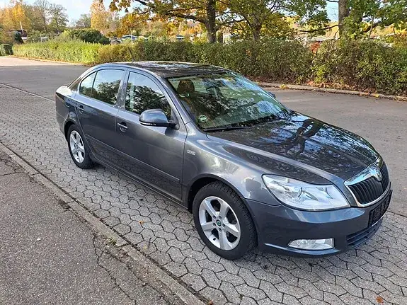 Skoda Octavia 2012 photo 3