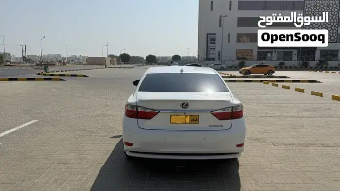 Lexus Es 300 2015 photo 2