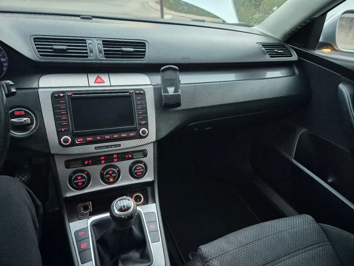 Volkswagen Passat 2005 photo 3