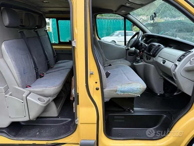 Renault Trafic 2003 photo 4