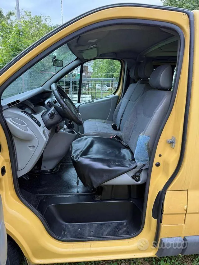 Renault Trafic 2003 photo 5