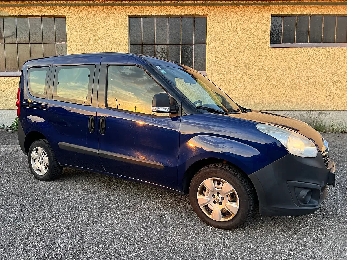 Opel Combo 2013 photo 2