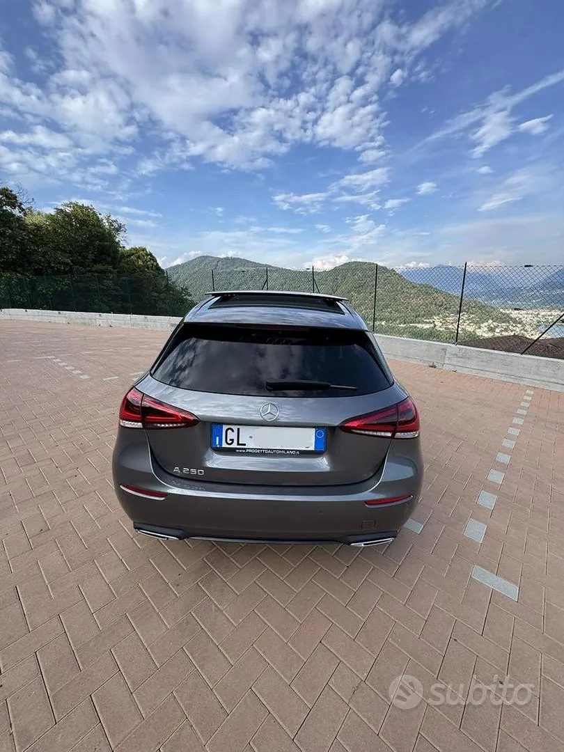 Mercedes-Benz A-Class 2022 photo 3