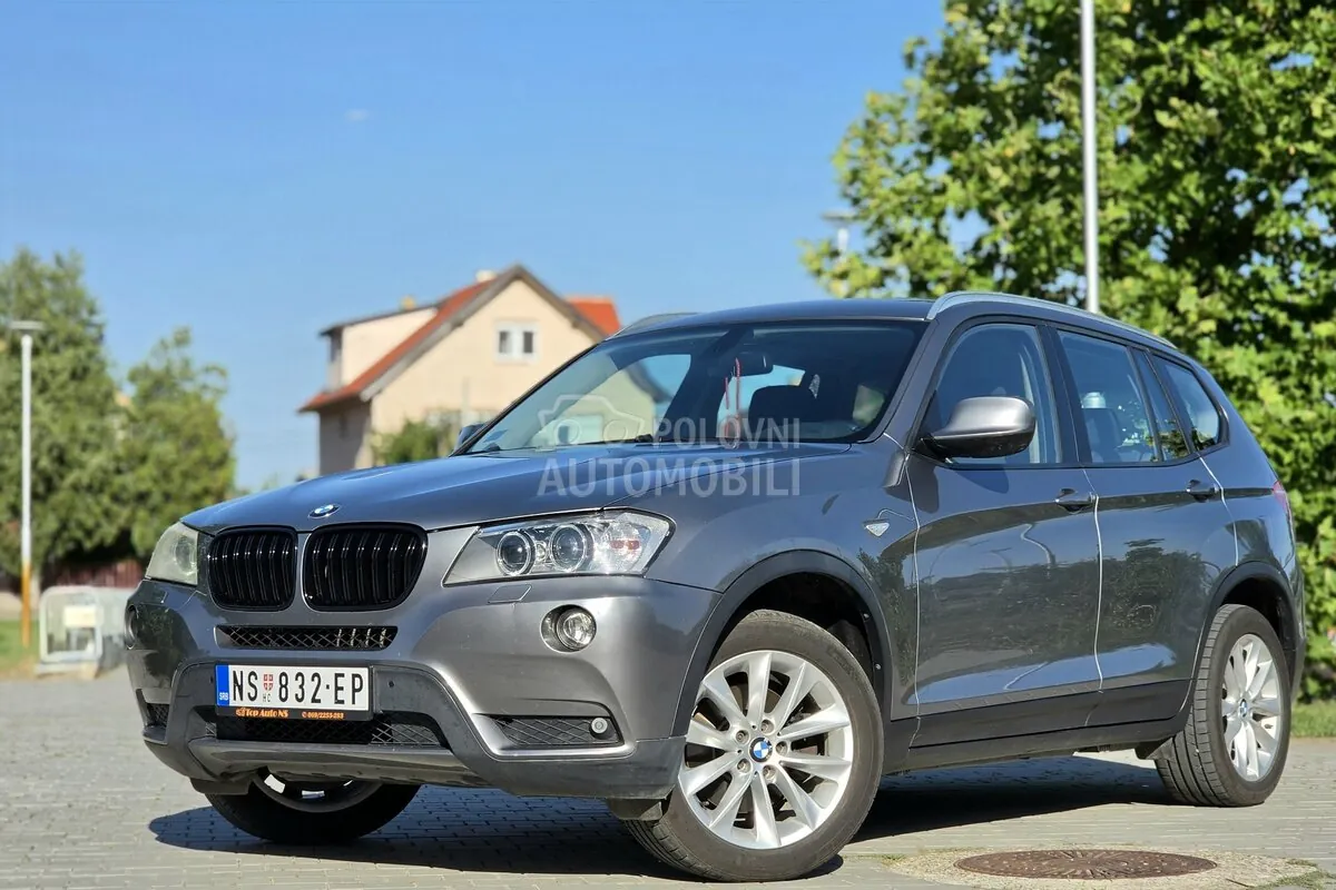 BMW X3 2011 photo 2