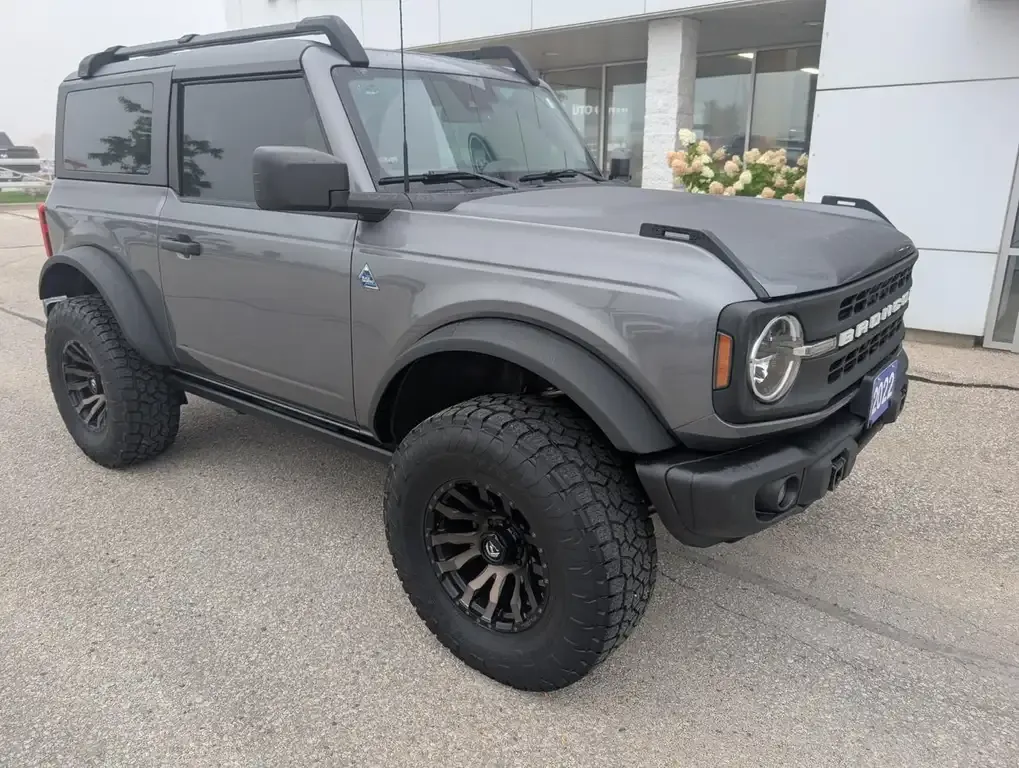 Ford Bronco 2022 photo 3