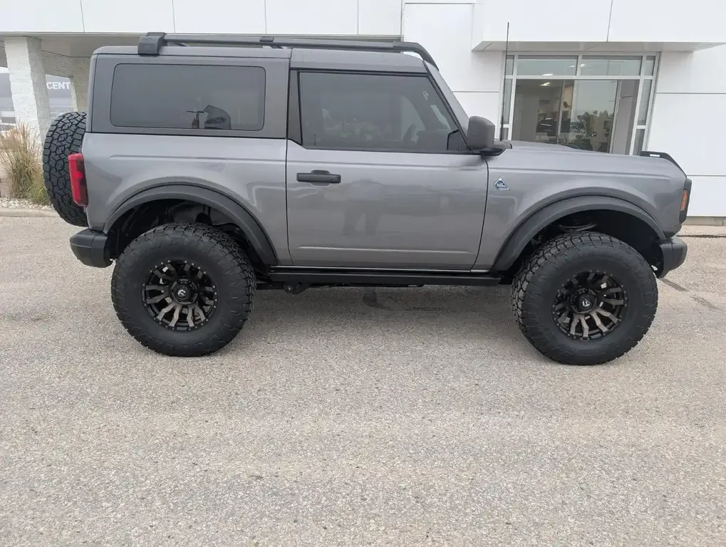 Ford Bronco 2022 photo 4
