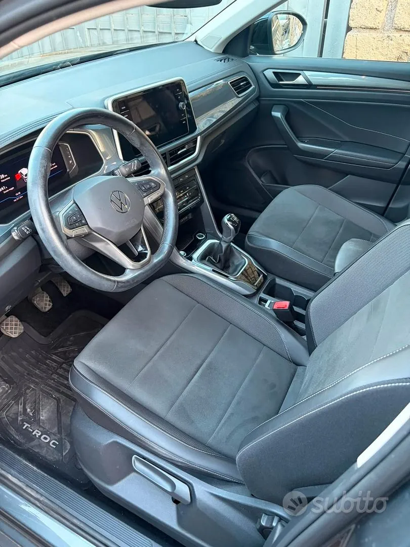 Volkswagen T-Roc 2024 photo 5