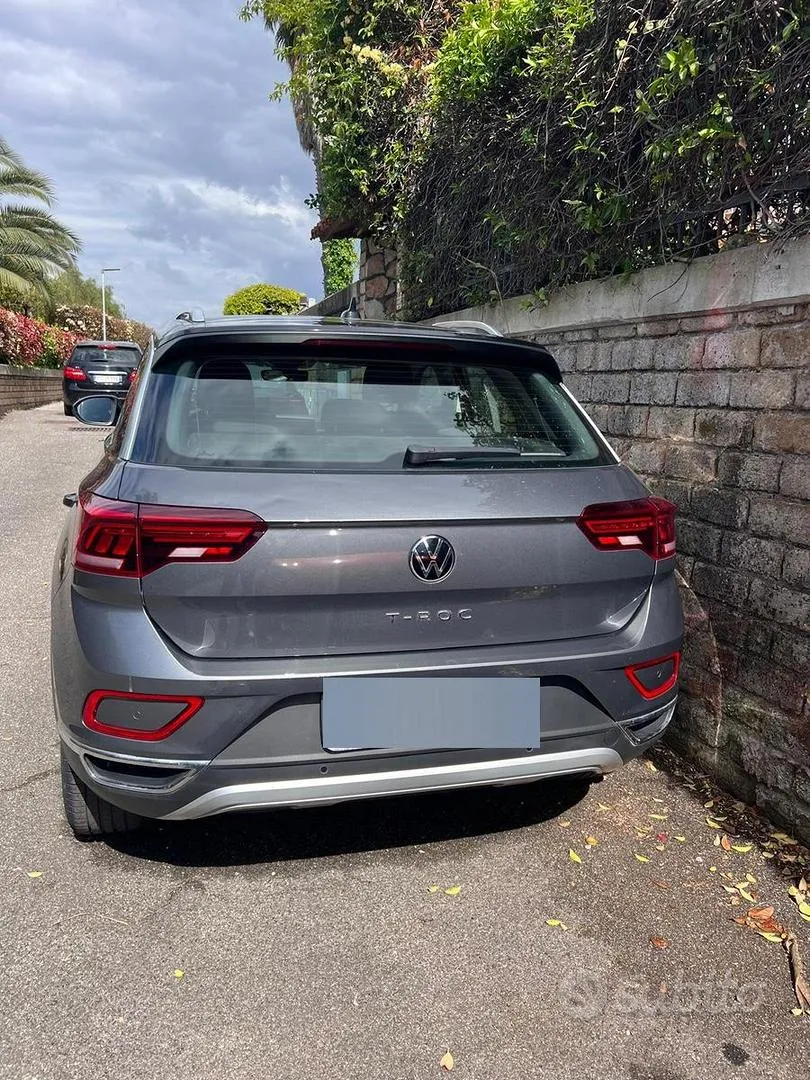 Volkswagen T-Roc 2024 photo 3