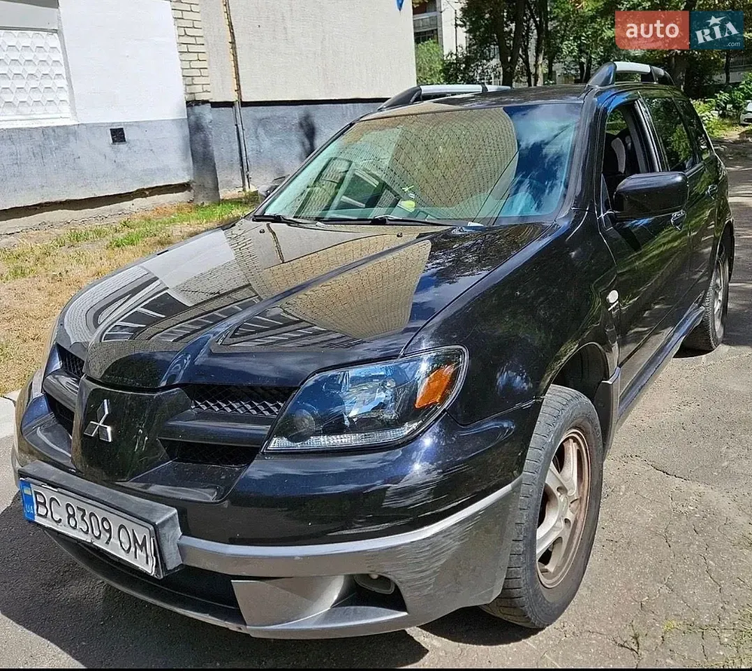 Mitsubishi Outlander 2003 photo 4