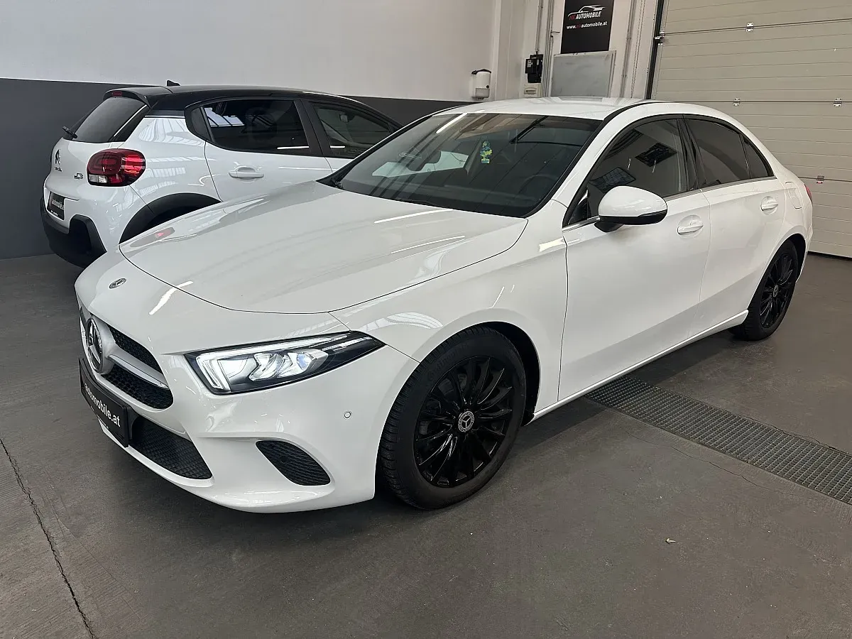 Mercedes-Benz A-Class 2020 photo 3