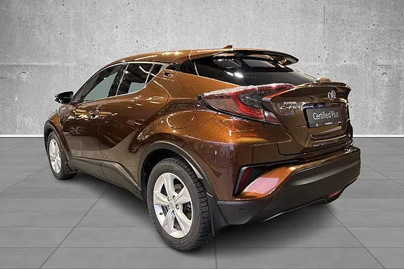 Toyota C-Hr 2017 photo 3