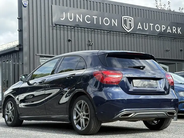 Mercedes-Benz A-Class 2018 photo 2