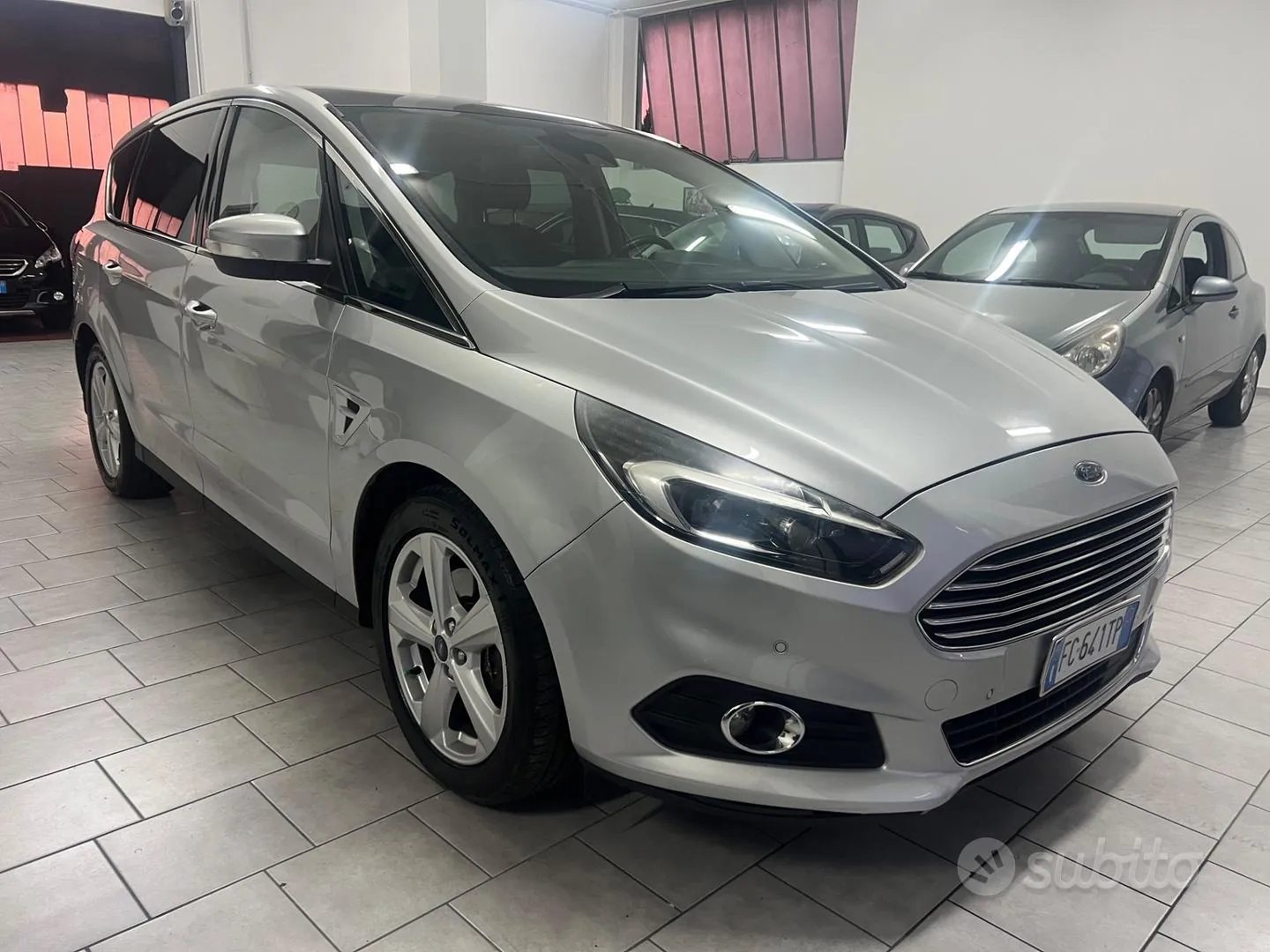 Ford S-Max 2016 photo 3