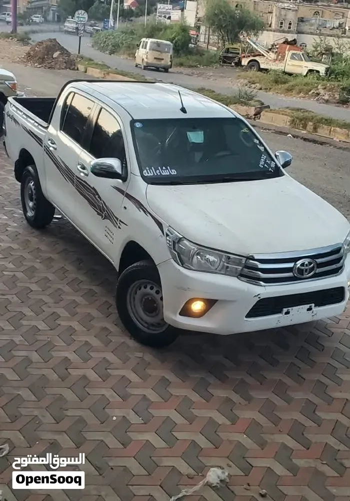 Toyota Hilux 2016 photo 2