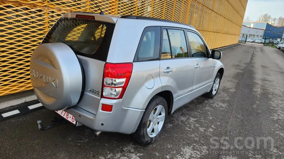 Suzuki Grand Vitara 2006 photo 4