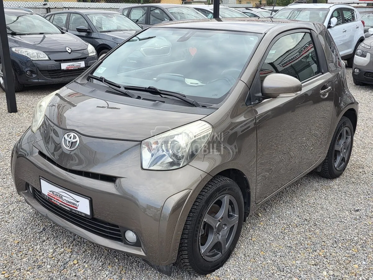 Toyota Iq 2010 photo 4