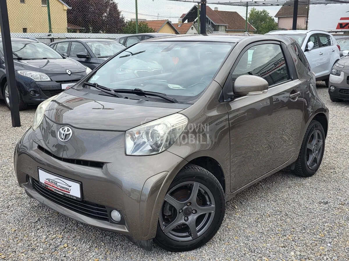 Toyota Iq 2010 photo 3