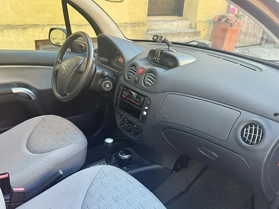 Citroen C3 2004 photo 2