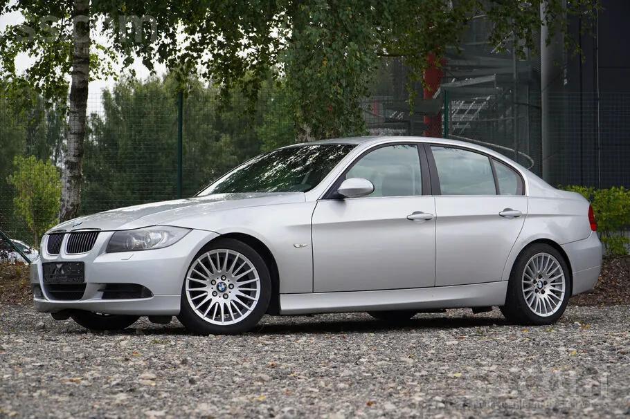 BMW 325 2006 photo 3