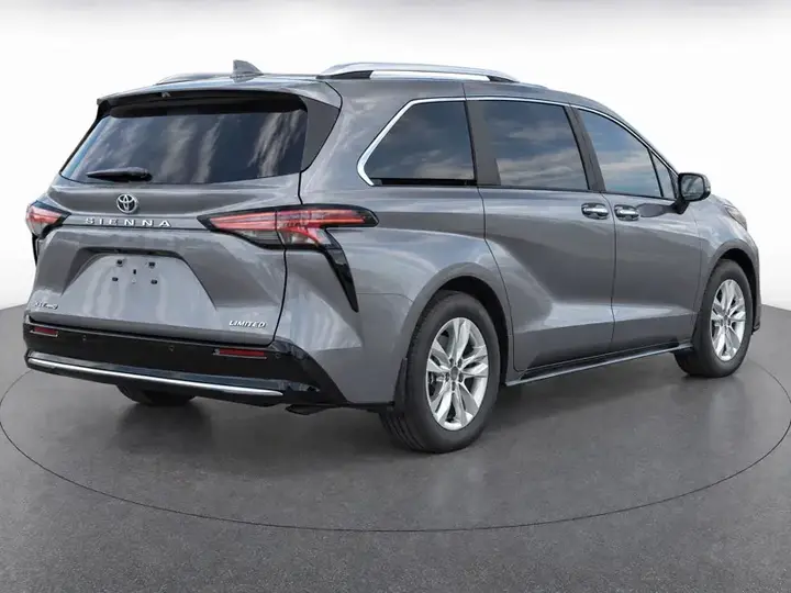 Toyota Sienna 2026 photo 4