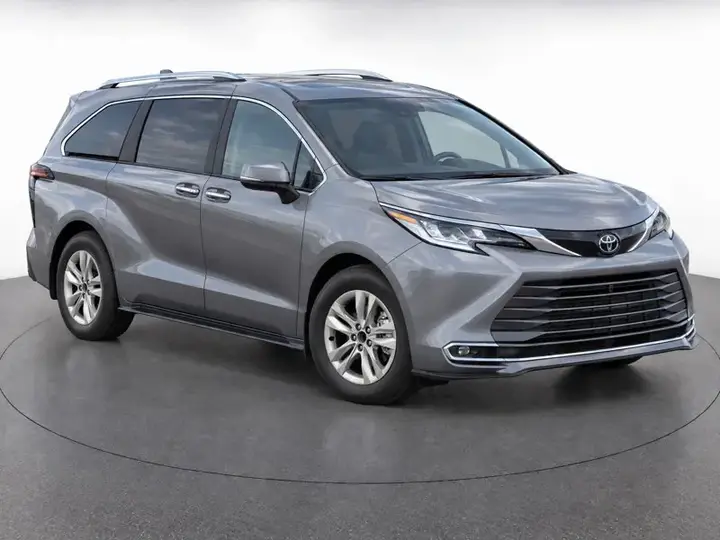 Toyota Sienna 2026 photo 2