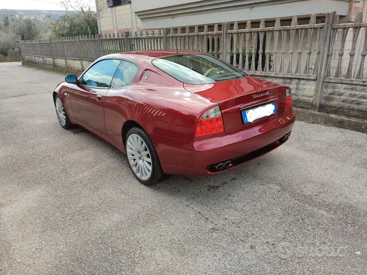 Maserati 4200 Coupé 2002 photo 2