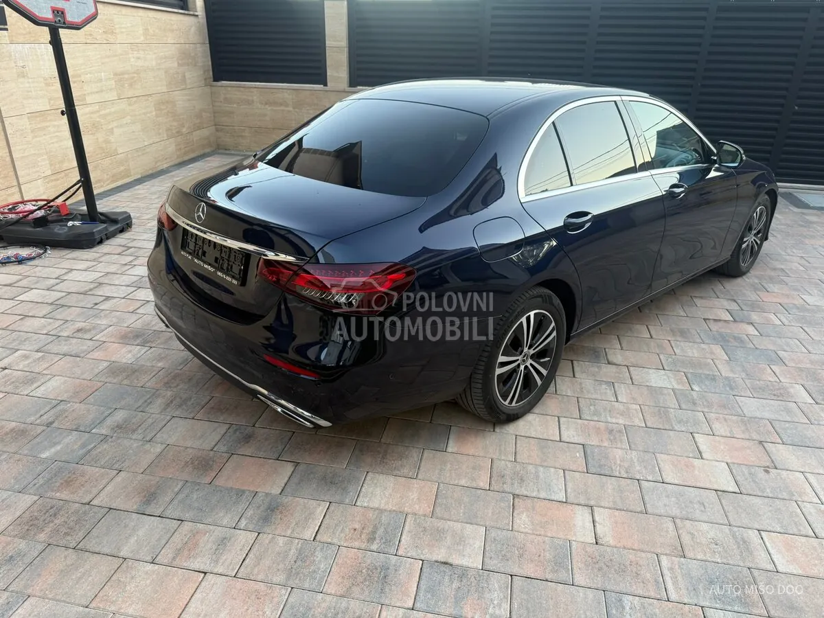 Mercedes-Benz E 220 2022 photo 5