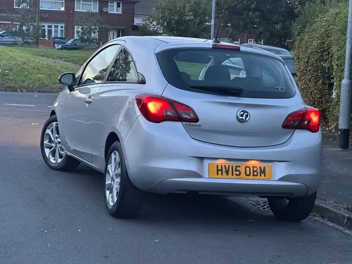 Vauxhall Corsa 2015 photo 2