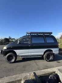 Mitsubishi Delica 1995 photo 5