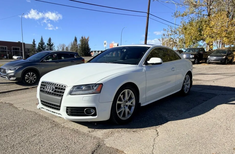 Audi A5 2010 photo 2