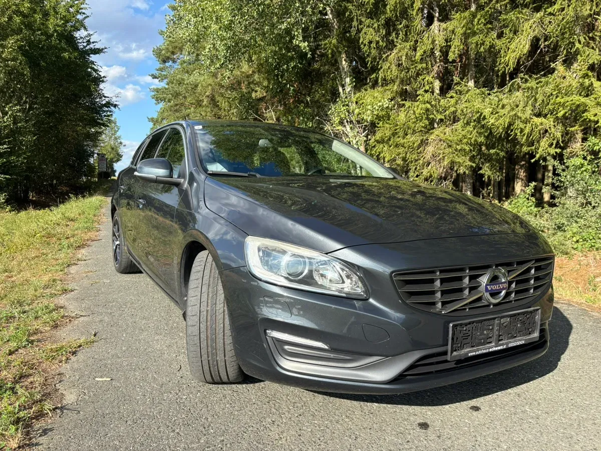 Volvo V60 2014 photo 3