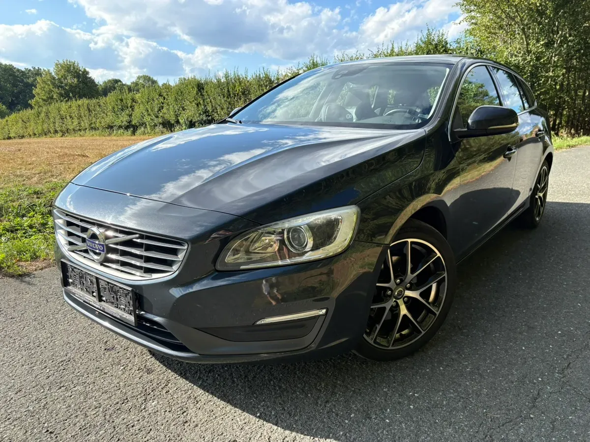 Volvo V60 2014 photo 2