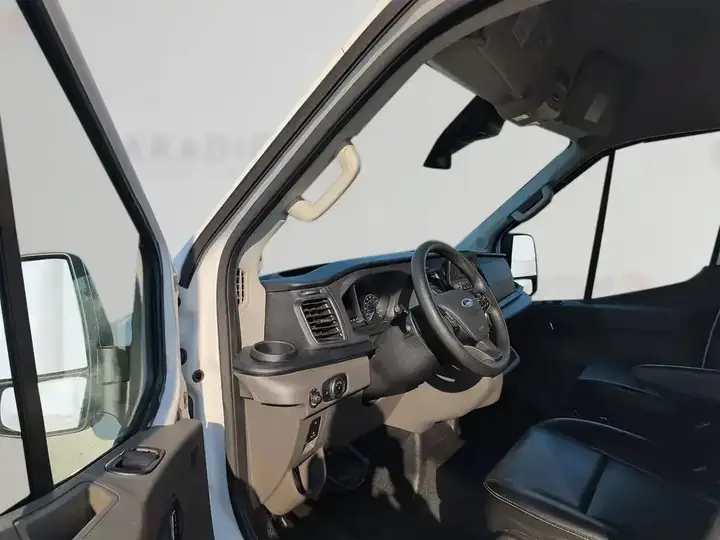 Ford Transit Cargo Van 2025 photo 2