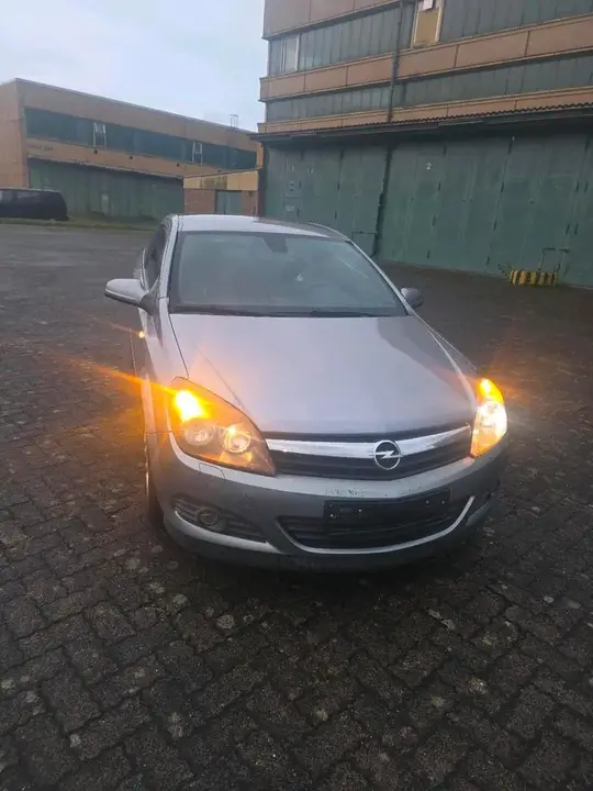 Opel Astra Gtc