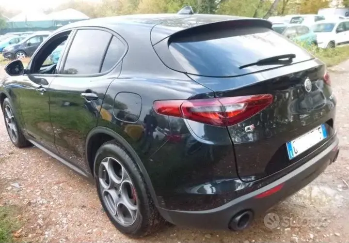 Alfa Romeo Stelvio 2022 photo 4